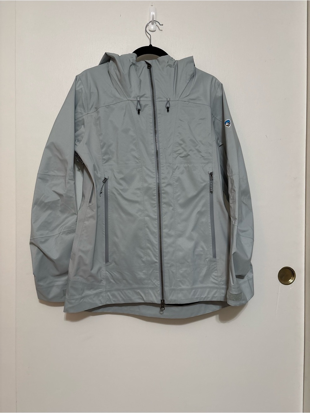 Kuhl DEFLEKTR™ HYBRID SHELL
High-performance, waterproof size m